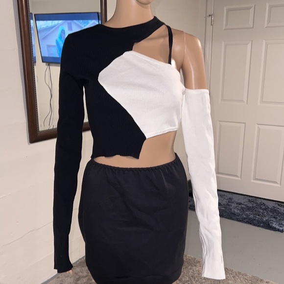 Off The Shoulder Top - Picture 1 of 2